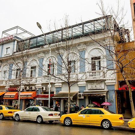 Living Hotel Tiranë Phòng bức ảnh